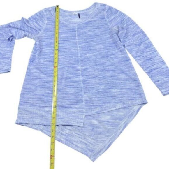 Anthropologie | Akemi + Kin Heather Blue Asymmetrical Thin Sweater Size Medium - Picture 5 of 11
